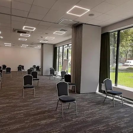 Arche Aparthotel 3*